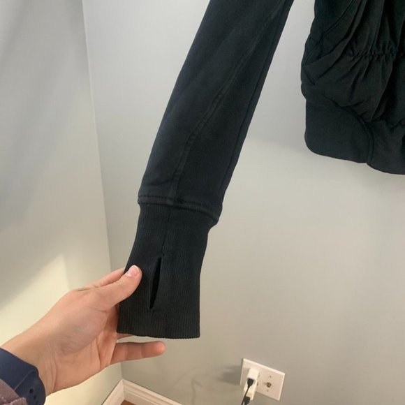 Lululemon Women's Rejuvenate Jacket Black Cropped Puffer Asymmetric Sweater 6 - Picture 7 of 13